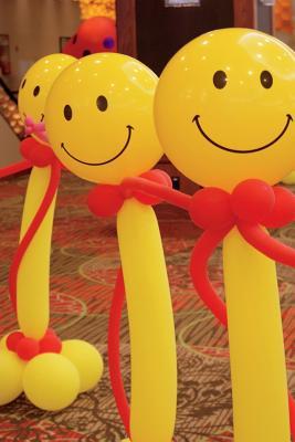 Read online Smiley Face Balloon Journal: 150 Page Lined Notebook/Diary - NOT A BOOK | ePub